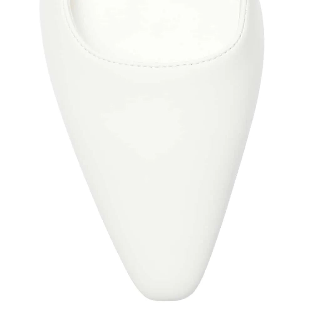 Bianca Flat in White Smooth