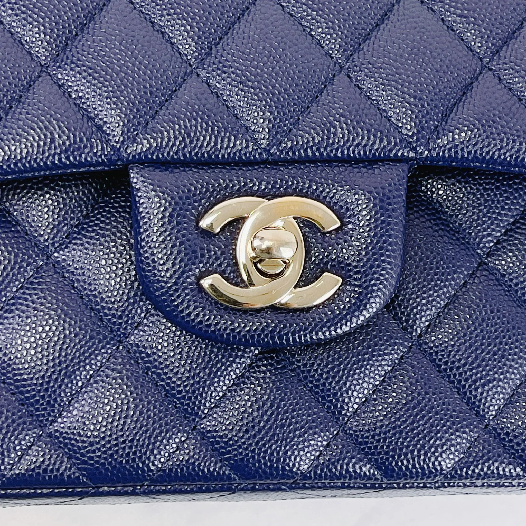 Chanel Timeless Classic Small