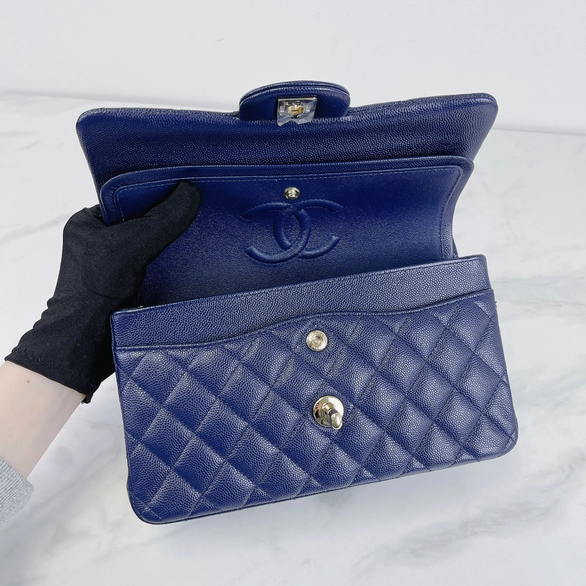 Chanel Timeless Classic Small