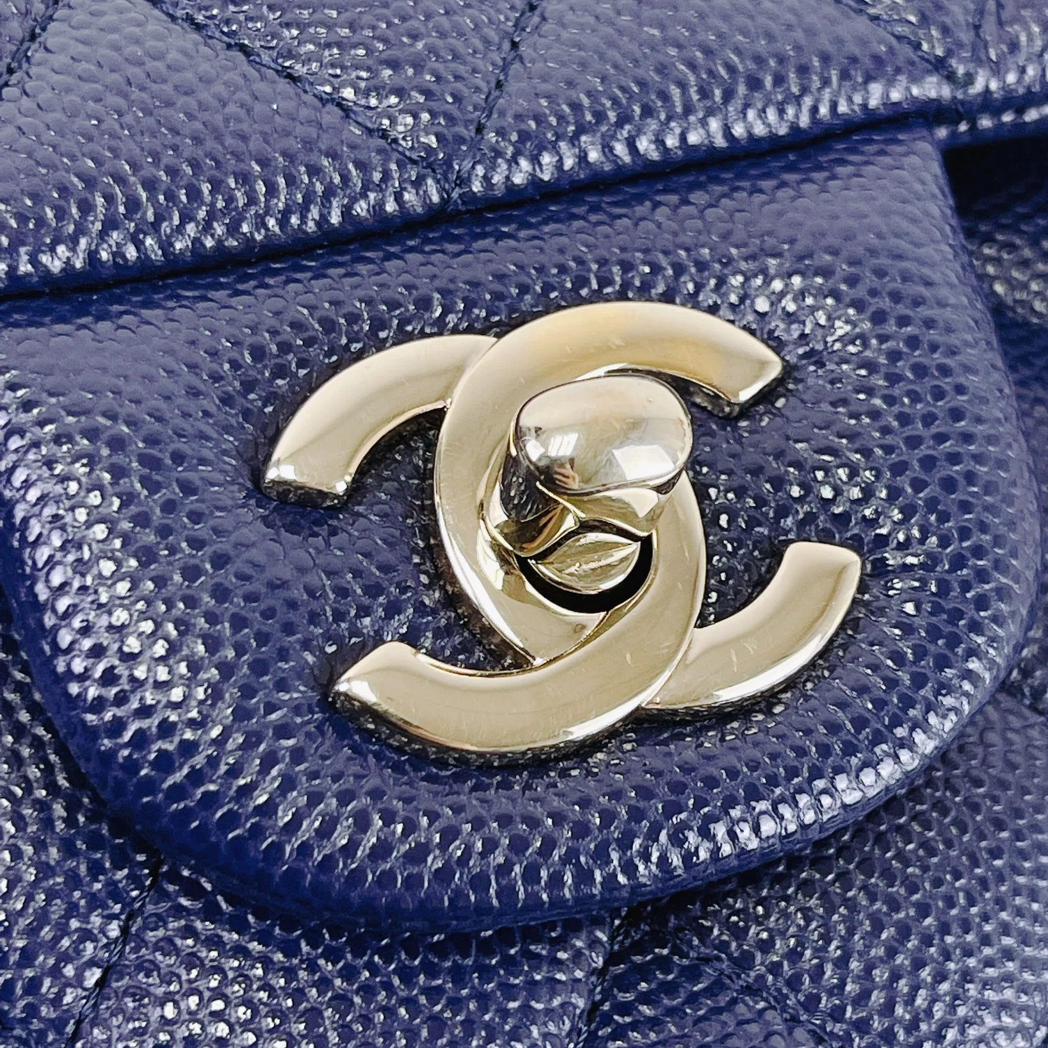 Chanel Timeless Classic Small