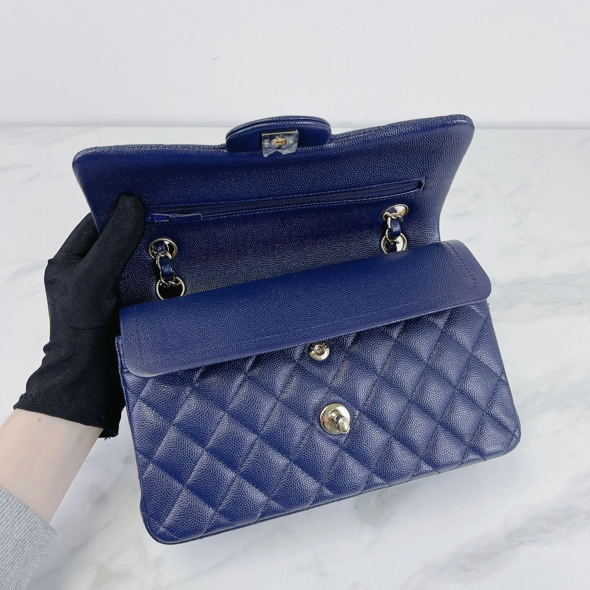 Chanel Timeless Classic Small
