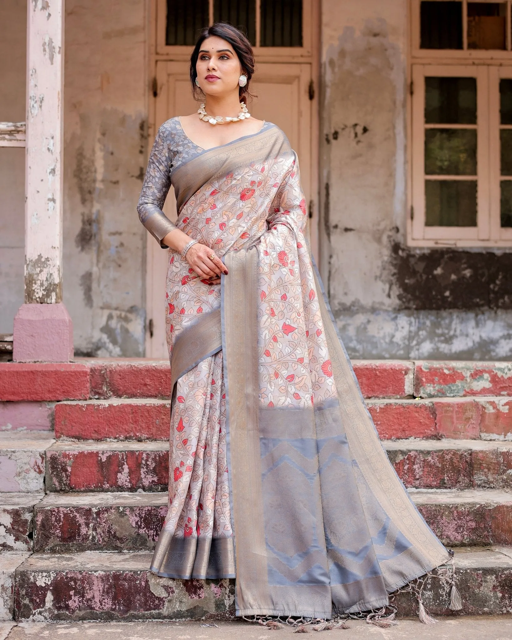 Elegant Grey Banarasi Silk Saree with Intricate Floral Design and Zari Weave