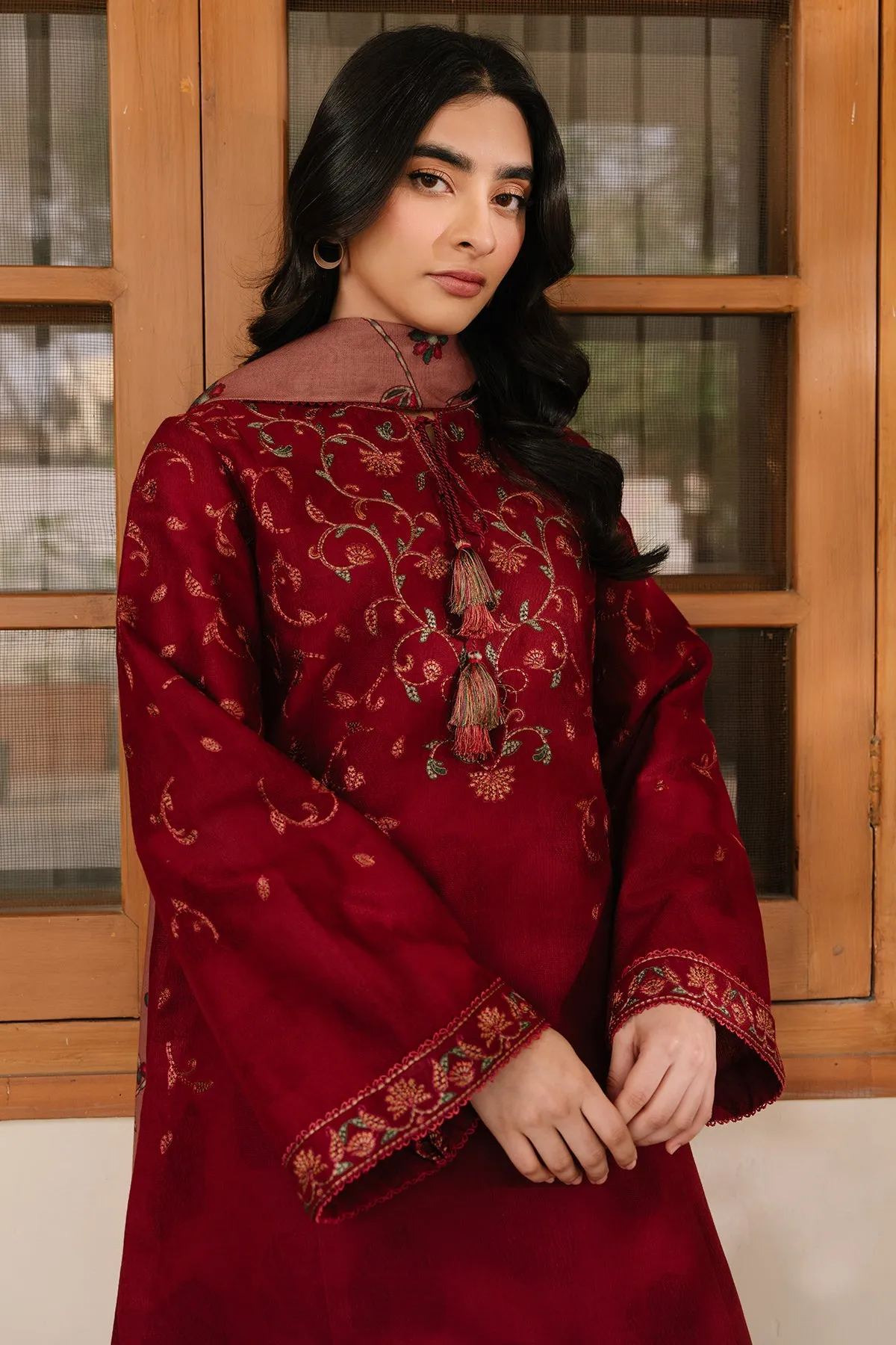 EMBROIDERED JACQUARD KHADDAR UW-0127