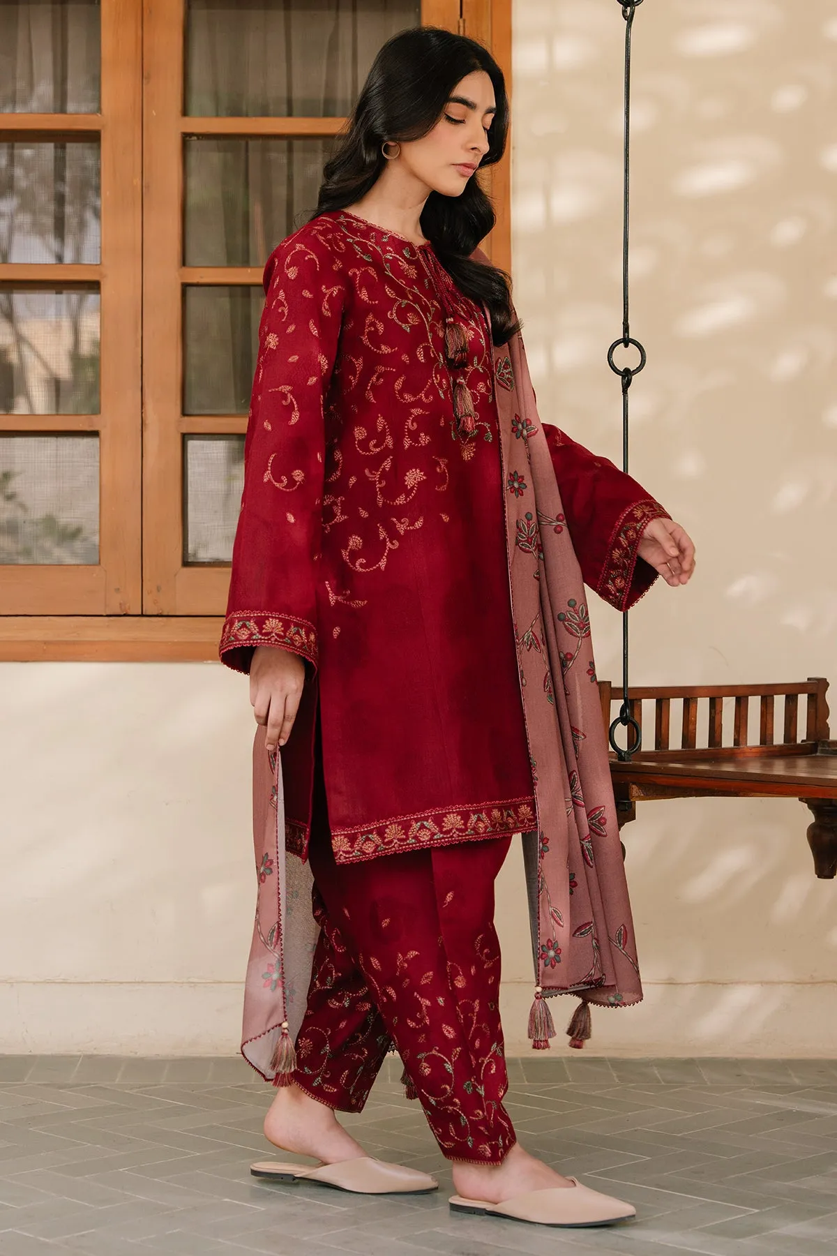 EMBROIDERED JACQUARD KHADDAR UW-0127