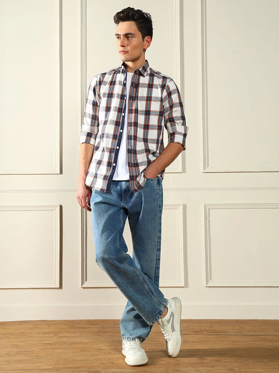 Men's  Light Blue Relaxed Fit Light Fade Jeans