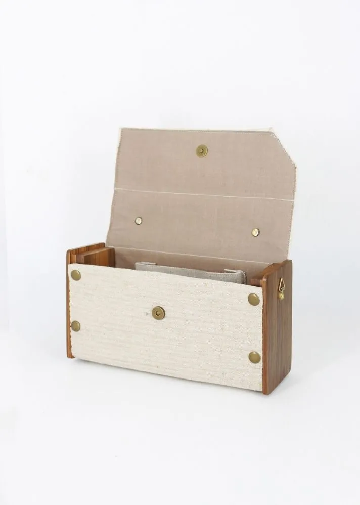 Sade Box Clutch - Changeable Sleeve