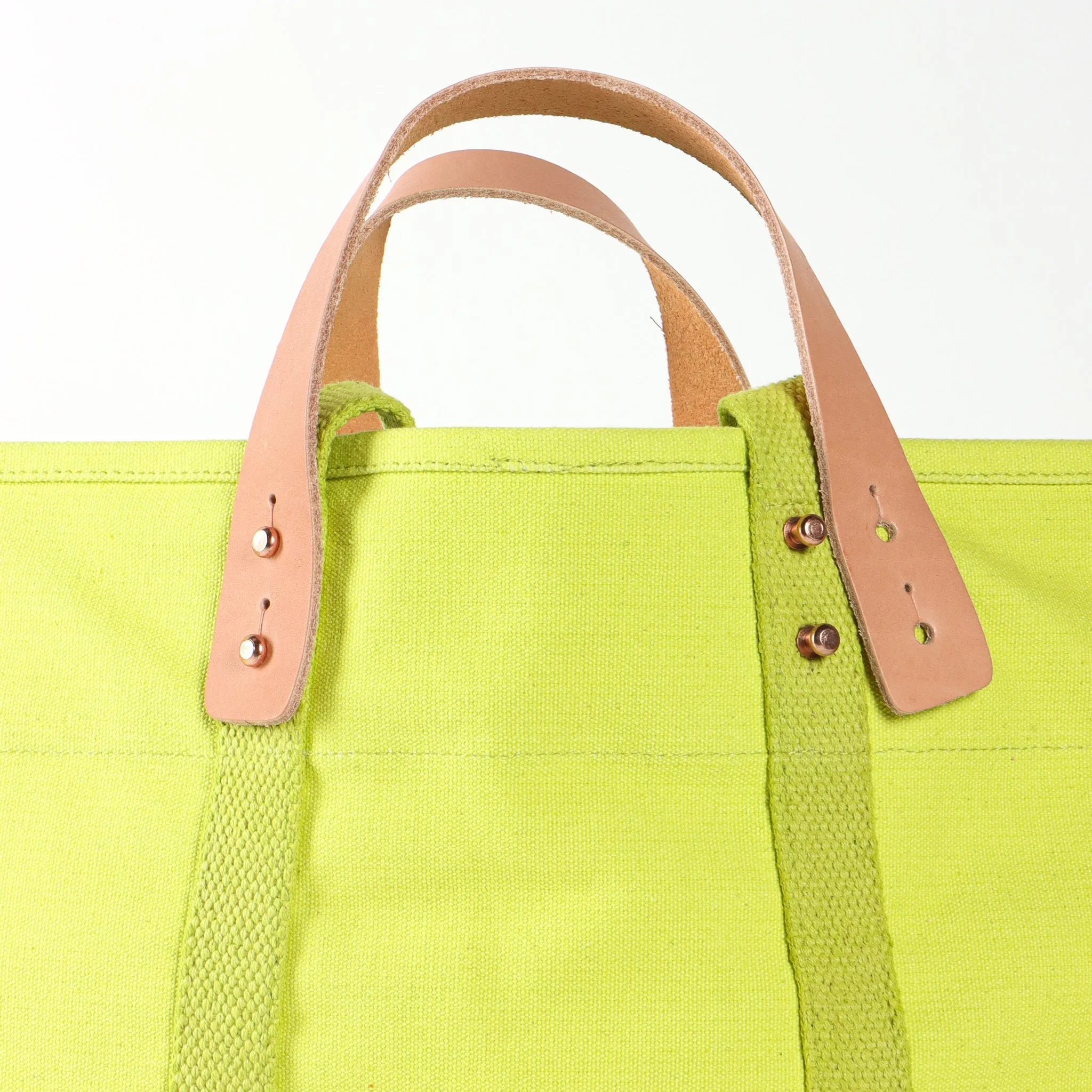 Small East West Tote | Lime