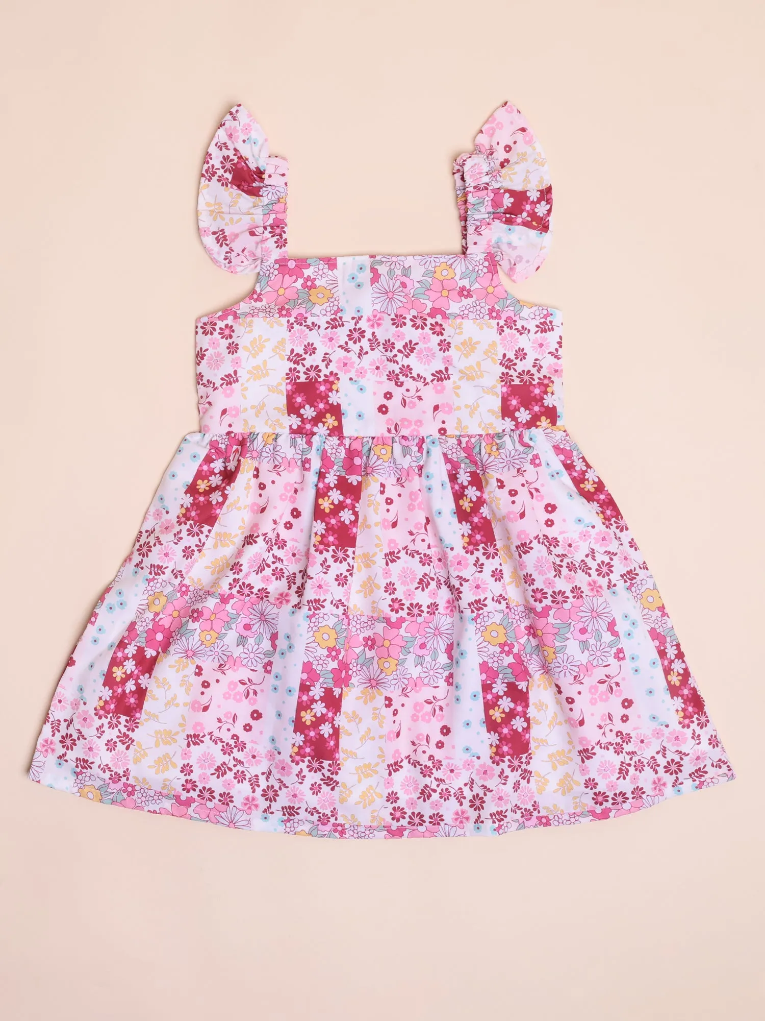 White floral dress with short sleeves